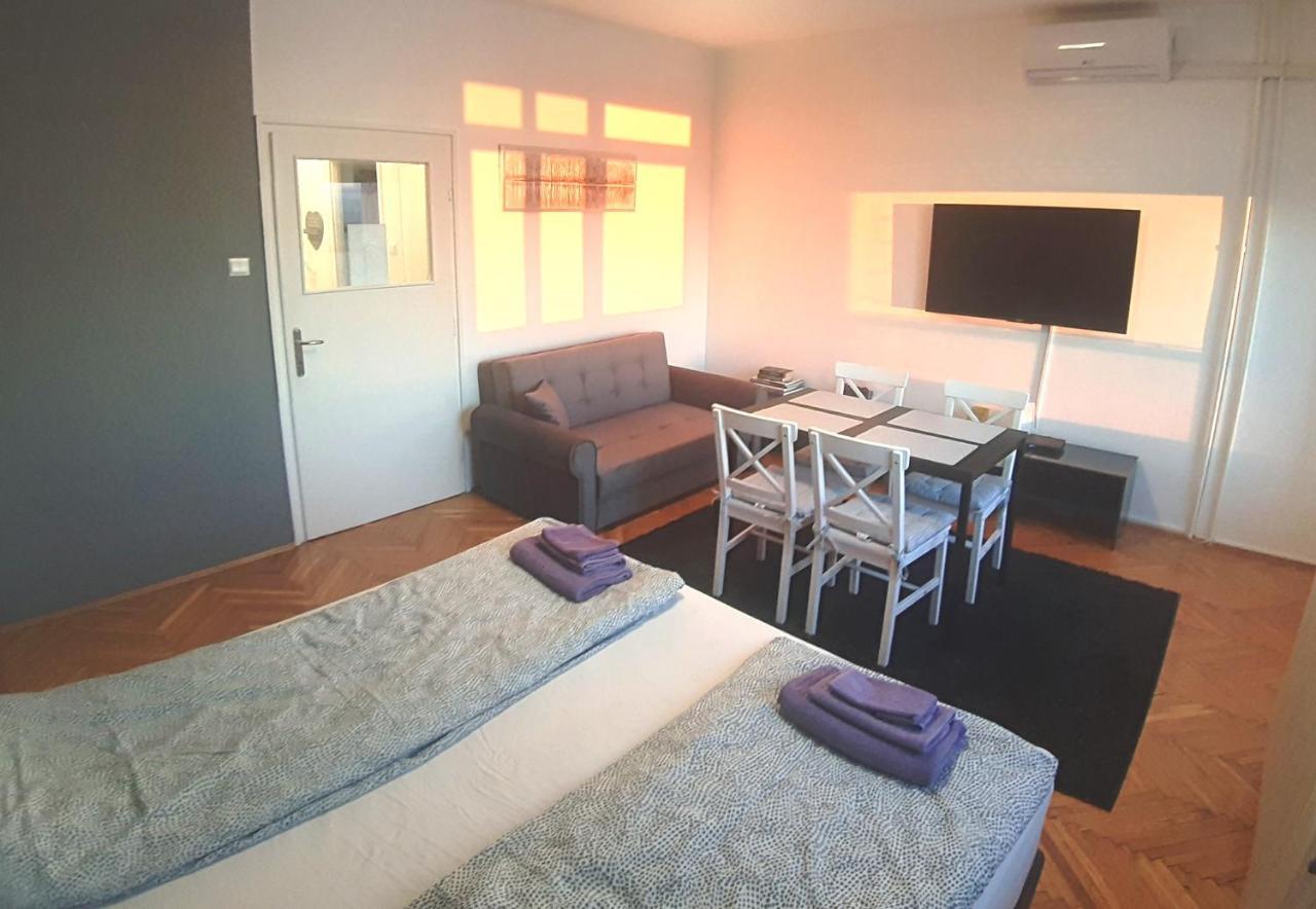 Balint Apartman - In The Heart Of Miskolc Exterior photo